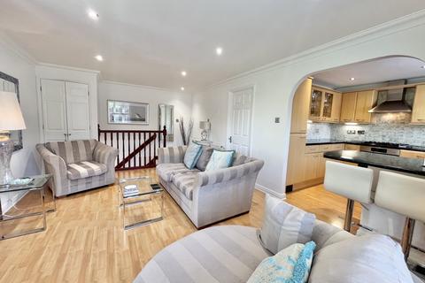 2 bedroom coach house for sale, Target Hill, Warfield