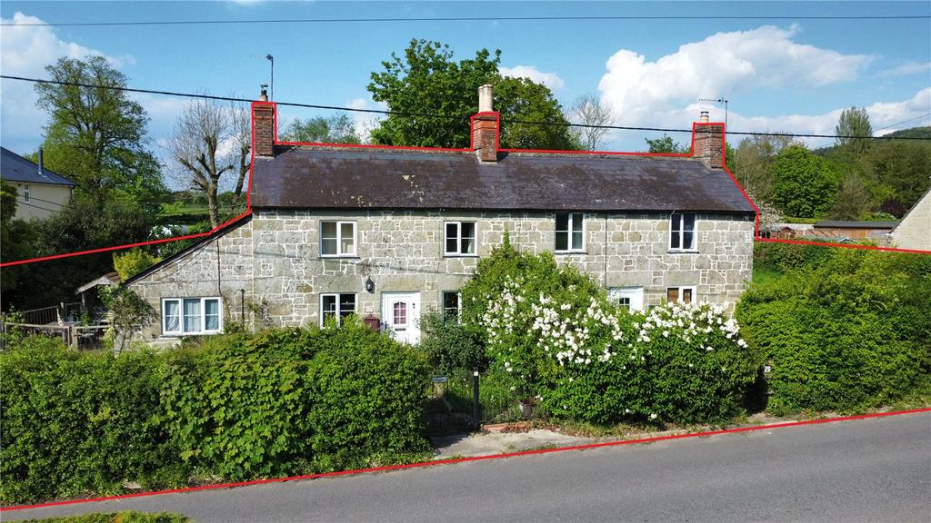 24 & 25 Bittles Green, 4 bed house for sale £580,000