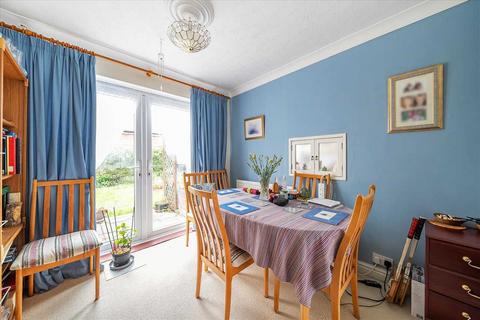 3 bedroom semi-detached house for sale, Stag Hill, Basingstoke