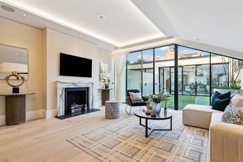 44 Alfriston Road, London, SW11 6NN