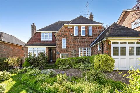 3 bedroom detached house for sale, First Avenue, Worthing, BN14