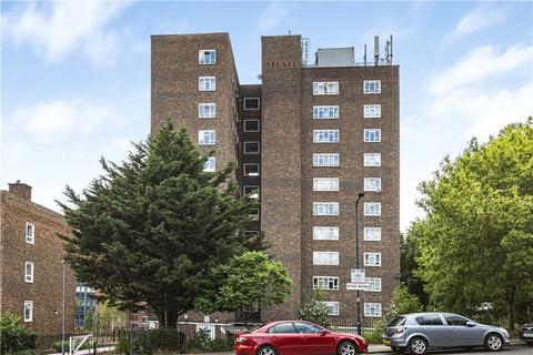 3 bedroom apartment to rent, London, London NW10