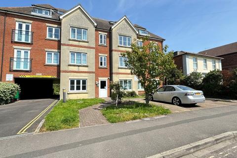2 bedroom apartment to rent, Rivendale Court, Southampton SO15