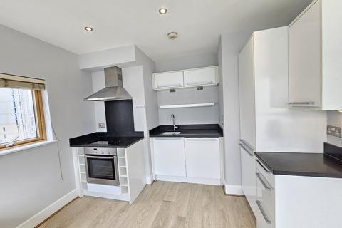 1 bedroom flat to rent, Rockingham Street, London SE1