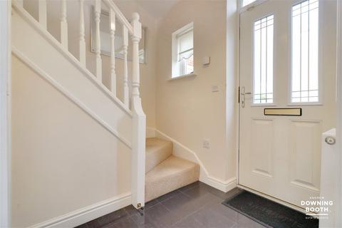 3 bedroom townhouse for sale, Agincourt Road, Lichfield WS14