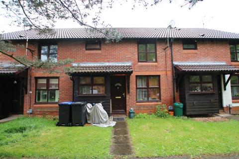 1 bedroom terraced house to rent, Tolvaddon Close, Woking GU21