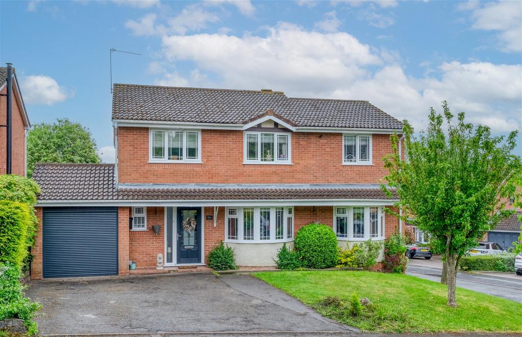 Hunt End Lane, Hunt End, Redditch B97... 5 bed detached house for sale