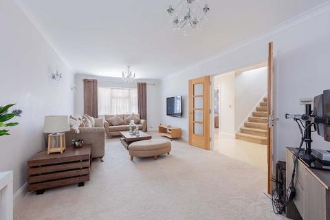 48 Sutton Avenue, Slough, SL3 7AW