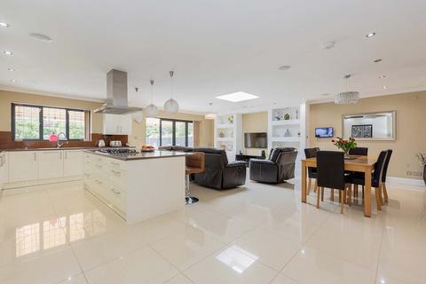 48 Sutton Avenue, Slough, SL3 7AW