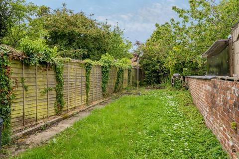 3 bedroom terraced house to rent, Banbury,  Oxfordshire,  OX16