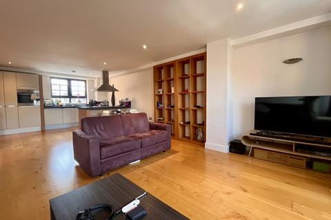 2 bedroom apartment to rent, Forbury Road, Reading, Berkshire, RG1