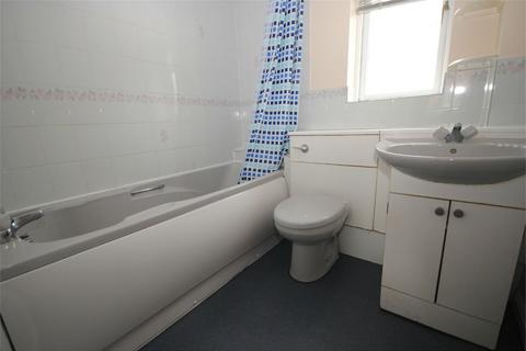 2 bedroom flat to rent, Earlsfield Drive, Chelmsford CM2
