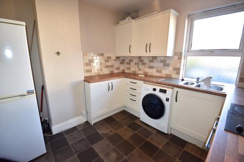 1 bedroom maisonette to rent, Francis Street, Luton, Bedfordshire, LU1 1HP