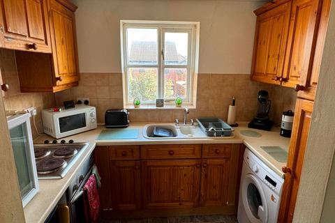 1 bedroom flat for sale, Severn Court, Grosvenor Park, Morecambe, LA3