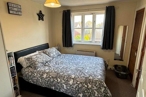 1 bedroom flat for sale, Severn Court, Grosvenor Park, Morecambe, LA3