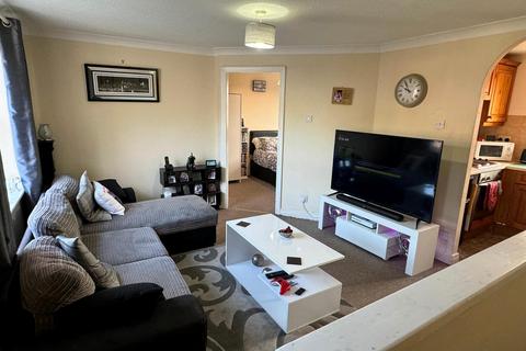 1 bedroom flat for sale, Severn Court, Grosvenor Park, Morecambe, LA3