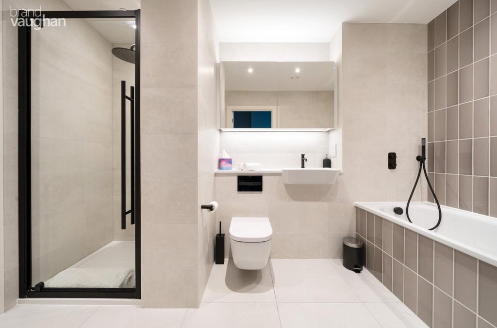 Bedroom 3 Ensuite