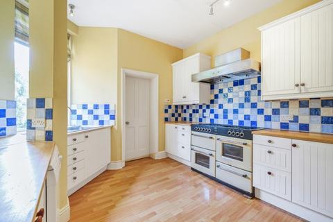 4 bedroom house to rent, Cricklade Avenue London SW2