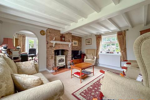 4 bedroom detached house for sale, High Street, 1 LN5