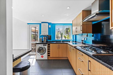 198 Ashdown Drive, Crawley, RH10 5DU