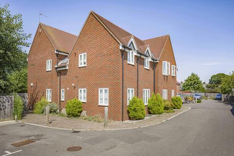 1 Bernard Barlow Close, Didcot, OX11 0FF