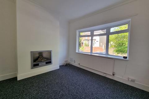 3 bedroom terraced house to rent, Bellhouse Road, Sheffield