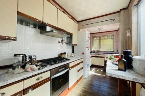 3 bedroom terraced house for sale, White Lane, Chapeltown