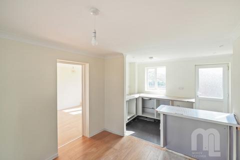 2 bedroom semi-detached house to rent, Poynt Close, Norfolk NR18
