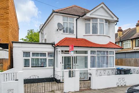4 bedroom detached house for sale, Links Road, Tooting