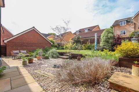 5 bedroom detached house for sale, Freesia Way, Norwich NR4