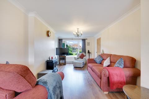 148 Linnet Drive, Chelmsford, CM2 8AQ