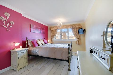 148 Linnet Drive, Chelmsford, CM2 8AQ