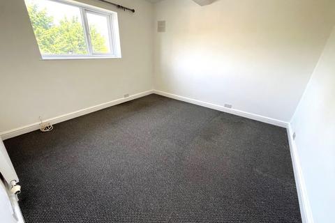 25 Chester Road, Gloucester, GL4 3AY