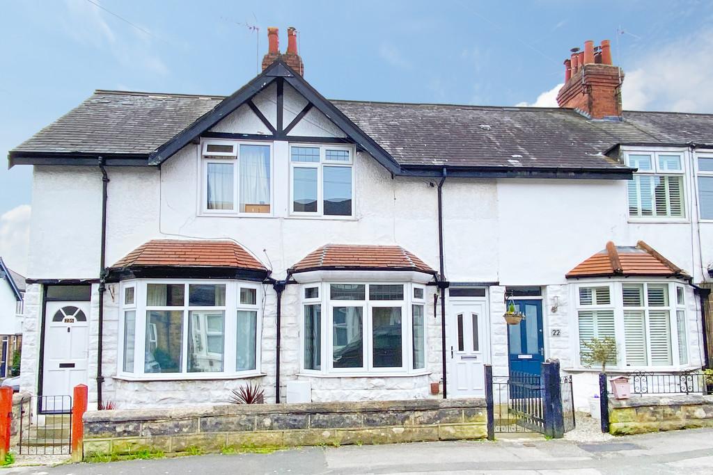Regent Street, Harrogate 2 bed terraced house for sale £229,950