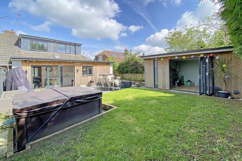 4 bedroom semi-detached bungalow for sale, Rydal Road, Harrogate