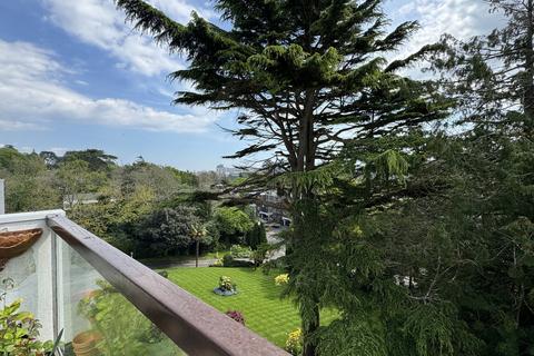 2 bedroom apartment for sale, Baronsmede, Branksome Wood Road, Bournemouth