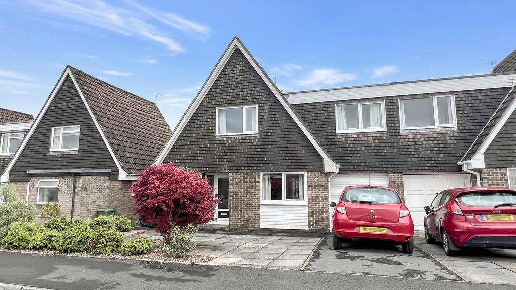 Damask Way, Warminster 3 bed semidetached house for sale £290,000