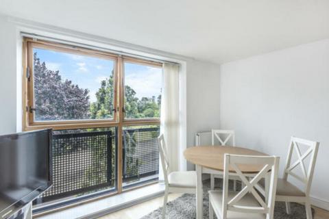 1 bedroom flat for sale, Simpson Close, Croydon