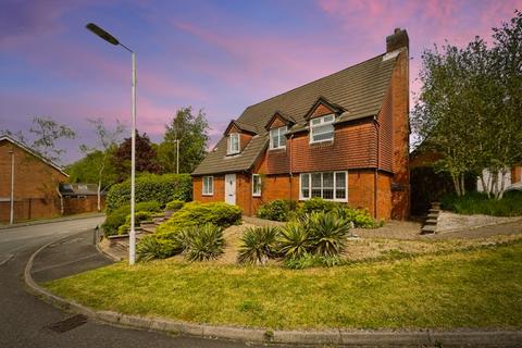 4 bedroom detached house for sale, Clos Cerdinen, Tircoed Forest Village, Penllergaer, Swansea, West Glamorgan, SA4
