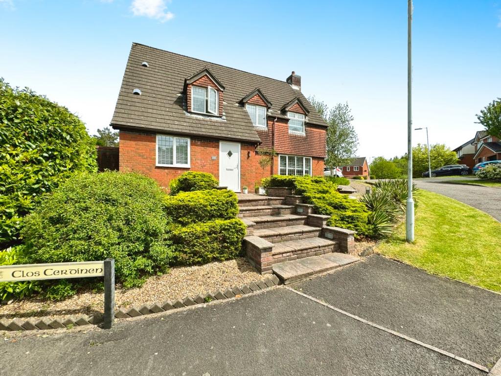 Clos Cerdinen, Tircoed Forest Village, Penllergaer, Swansea, West