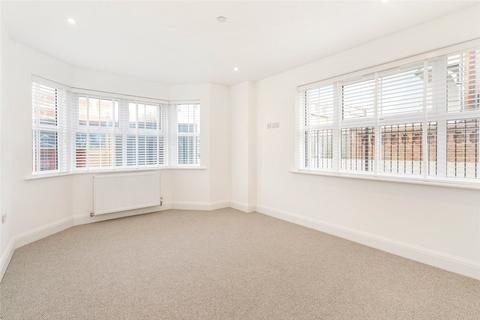 2 bedroom apartment for sale, West Cliff Gardens, West Cliff, Bournemouth, Dorset, BH2