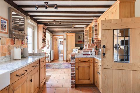 Chantry Cottage Blacksmiths Lane, Ashwellthorpe, Norwich, NR16 1EP
