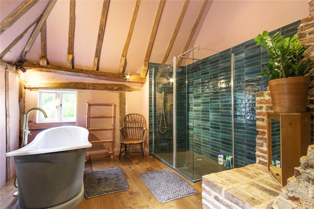 En Suite Bathroom