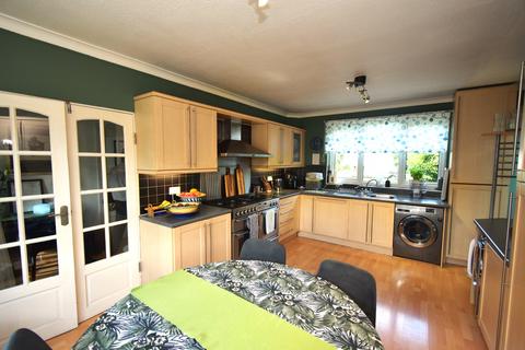 4 bedroom semi-detached house for sale, Carr Road, Northolt UB5