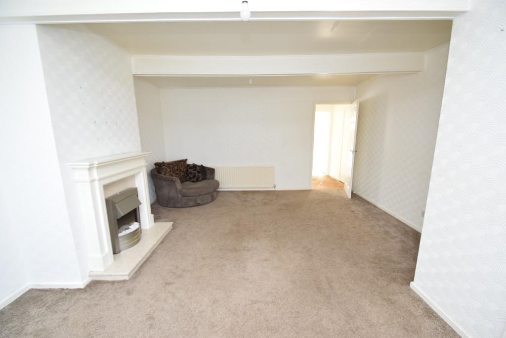 Coates Close, South Stanley 3 bed terraced house to rent £645 pcm (£