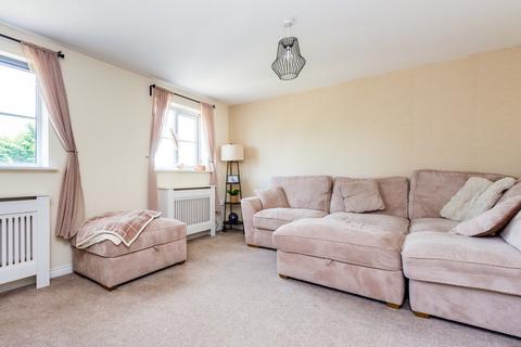 3 bedroom terraced house for sale, Mansfield Way, Irchester NN29