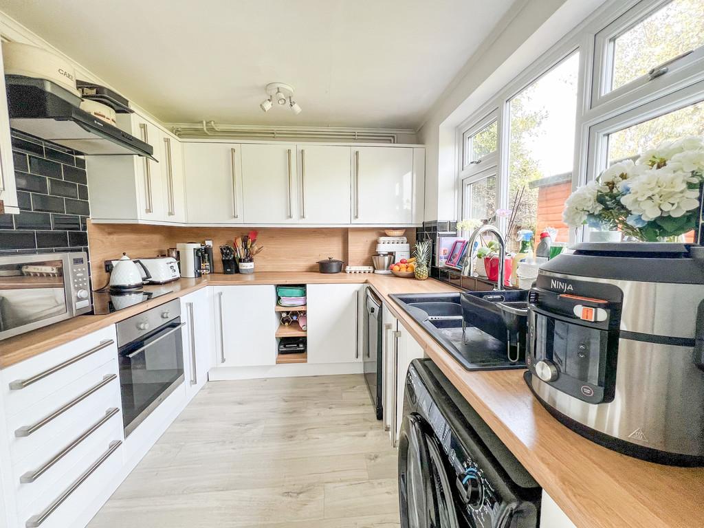 Kitchen2