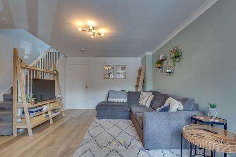 3 bedroom end of terrace house for sale, Aldous Way, Sheffield S26