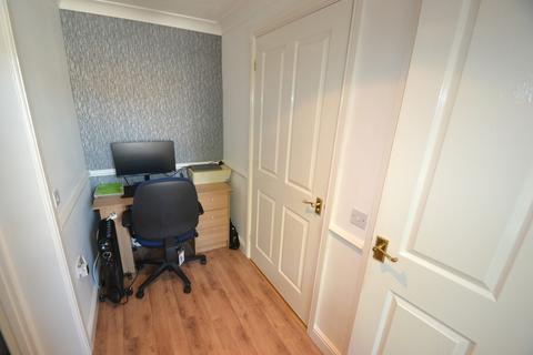 6 Eglantine Close, Muxton, Telford, TF2 8RR