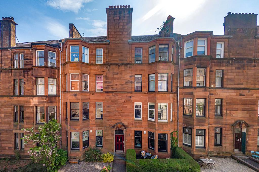 Hyndland Avenue, Partickhill, Glasgow 2 bed apartment for sale £209,000